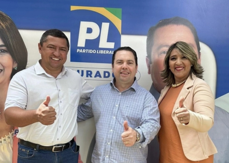 Wagner e Silvana visitam deputado Rodolfo Nogueira em busca de recursos