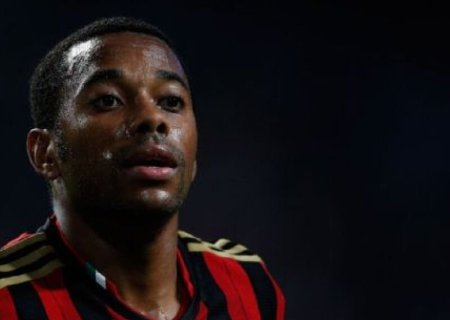 Cármen Lúcia vota pela permanência de Robinho na prisão; placar está 5 a 1