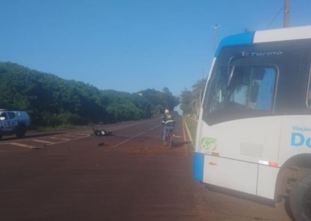 Motociclista tem perna amputada após acidente com ônibus em Dourados
