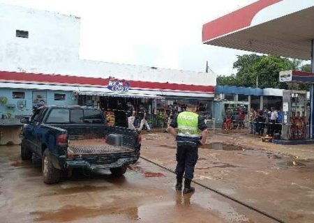 Dono de posto de combustíveis é executado na fronteira