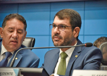 Com retorno das atividades na Assembleia, Jamilson Name reforça compromisso com o atendimento à população