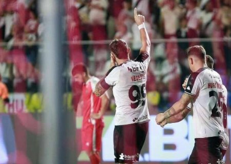 Vasco avança na Copa do Brasil e Bahia empata pela Libertadores