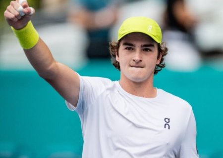 Miami Open: João Fonseca enfrenta o australiano Alex de Minaur nesta segunda