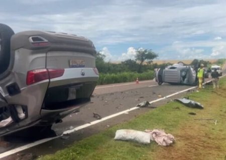 Tentativa de ultrapassagem causa acidente e deixa cinco pessoas feridas em MS