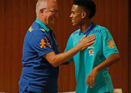 Seleção se apresenta em Brasília para jogo das Eliminatórias na quinta