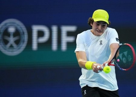 João Fonseca é derrotado por australiano e dá adeus ao Miami Open